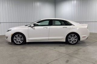 2016 LINCOLN MKZ BASE