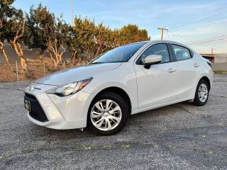 2019 TOYOTA YARIS LE