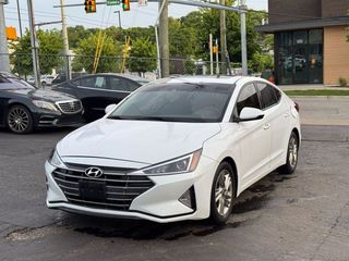 Image of 2019 HYUNDAI ELANTRA