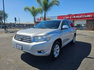 Image of 2010 TOYOTA HIGHLANDER