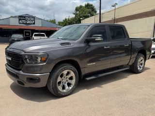 Image of 2019 RAM 1500 CREW CAB