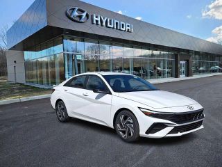 2025 HYUNDAI ELANTRA SEL SPORT SEDAN 4D