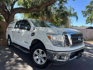 Image of 2017 NISSAN TITAN CREW CAB
