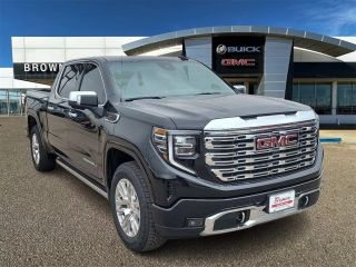 2025 GMC SIERRA 1500 CREW CAB DENALI PICKUP 4D 5 3/4 FT