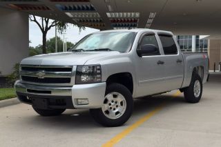 Image of 2011 CHEVROLET SILVERADO 1500 CREW CAB