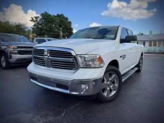 Image of 2019 RAM 1500 CLASSIC CREW CAB