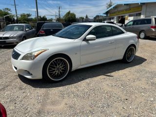 2015 INFINITI Q60 BASE
