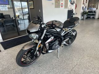 2018 TRIUMPH STREET TRIPLE RS 2018 TRIUMPH STREET TRIPLE RS - Image