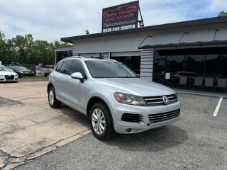 Image of 2013 VOLKSWAGEN TOUAREG