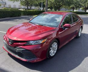 2019 TOYOTA CAMRY XLE