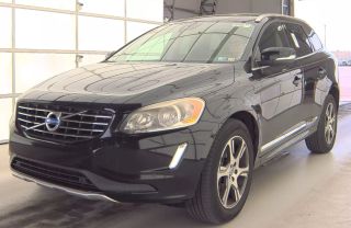 Image of 2015 VOLVO XC60