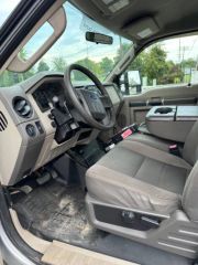 Image of 2010 FORD F350 SUPER DUTY REGULAR CAB