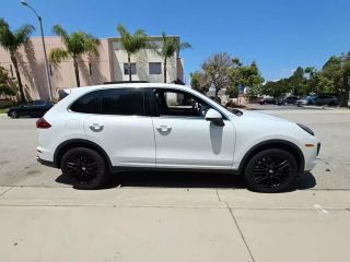 Image of 2015 PORSCHE CAYENNE
