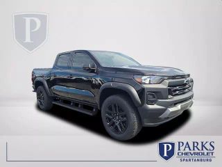 2025 CHEVROLET COLORADO CREW CAB TRAIL BOSS PICKUP 4D 5 FT