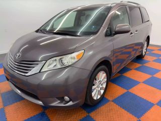 Image of 2015 TOYOTA SIENNA XLE PREMIUM MINIVAN 4D