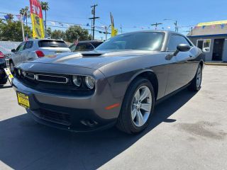 2016 DODGE CHALLENGER SXT