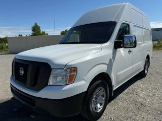 2015 NISSAN NV2500 SV