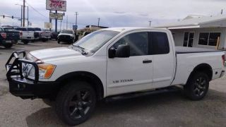 2015 NISSAN TITAN SV