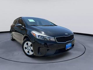 2017 KIA FORTE5 LX