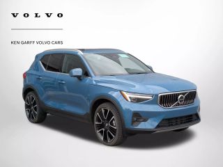 2025 VOLVO XC40 B5 ULTRA BRIGHT THEME SPORT UTILITY 4D