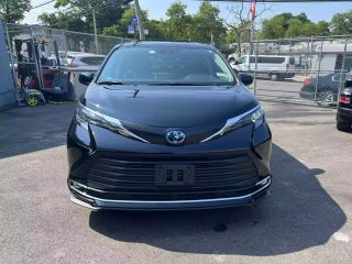 2024 TOYOTA SIENNA - Image