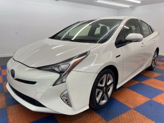 Image of 2016 TOYOTA PRIUS THREE HATCHBACK 4D