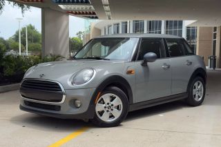 Image of 2019 MINI HARDTOP 4 DOOR