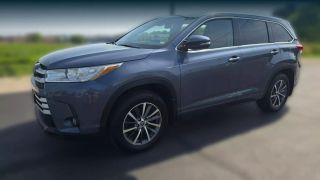 Image of 2018 TOYOTA HIGHLANDER XLE SPORT UTILITY 4D