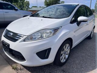 2013 FORD FIESTA SE