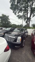 2011 CADILLAC ESCALADE ESV - Image
