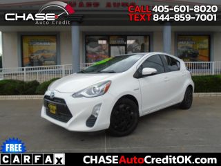 2016 TOYOTA PRIUS C TWO