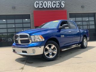 Image of 2017 RAM 1500 CREW CAB