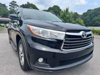 Image of 2015 TOYOTA HIGHLANDER