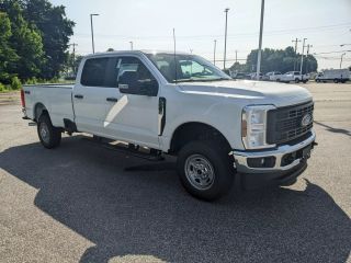 2025 FORD F-350 SUPER DUTY XL