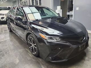 Image of 2018 TOYOTA CAMRY