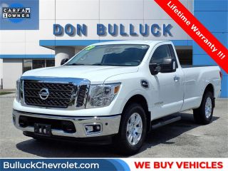 2017 NISSAN TITAN SV