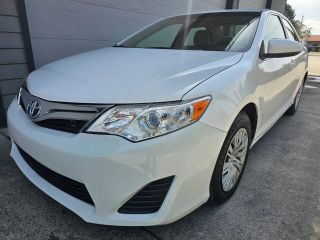 2014 TOYOTA CAMRY - Image