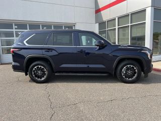 2025 TOYOTA SEQUOIA SR5
