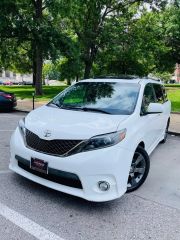 2015 TOYOTA SIENNA - Image