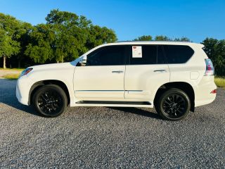 Image of 2019 LEXUS GX