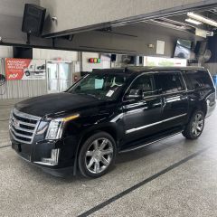 2017 CADILLAC ESCALADE ESV SUV  AUTOMATIC - Key Deer Motors in Miami, FL 25.73433366862614, -80.31309337727085