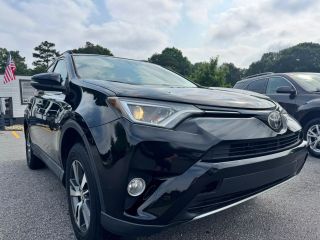Image of 2017 TOYOTA RAV4