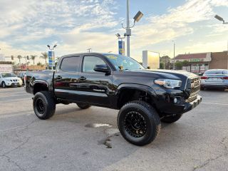 2018 TOYOTA TACOMA SR5