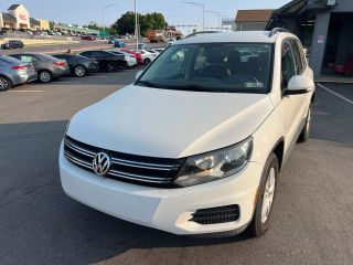 Image of 2017 VOLKSWAGEN TIGUAN