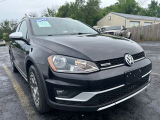 2017 VOLKSWAGEN GOLF ALLTRACK TSI S