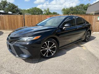 Image of 2019 TOYOTA CAMRY SE SEDAN 4D