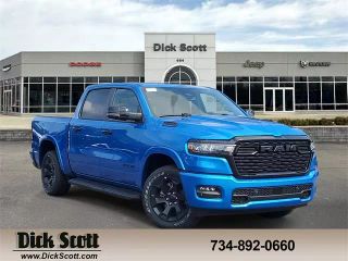 2025 RAM 1500 CREW CAB LONE STAR PICKUP 4D 5 1/2 FT