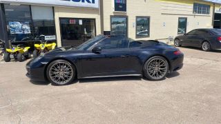 2017 PORSCHE 911 CARRERA 4
