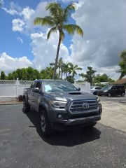 Image of 2017 TOYOTA TACOMA DOUBLE CAB