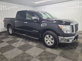 2017 NISSAN TITAN CREW CAB - Image